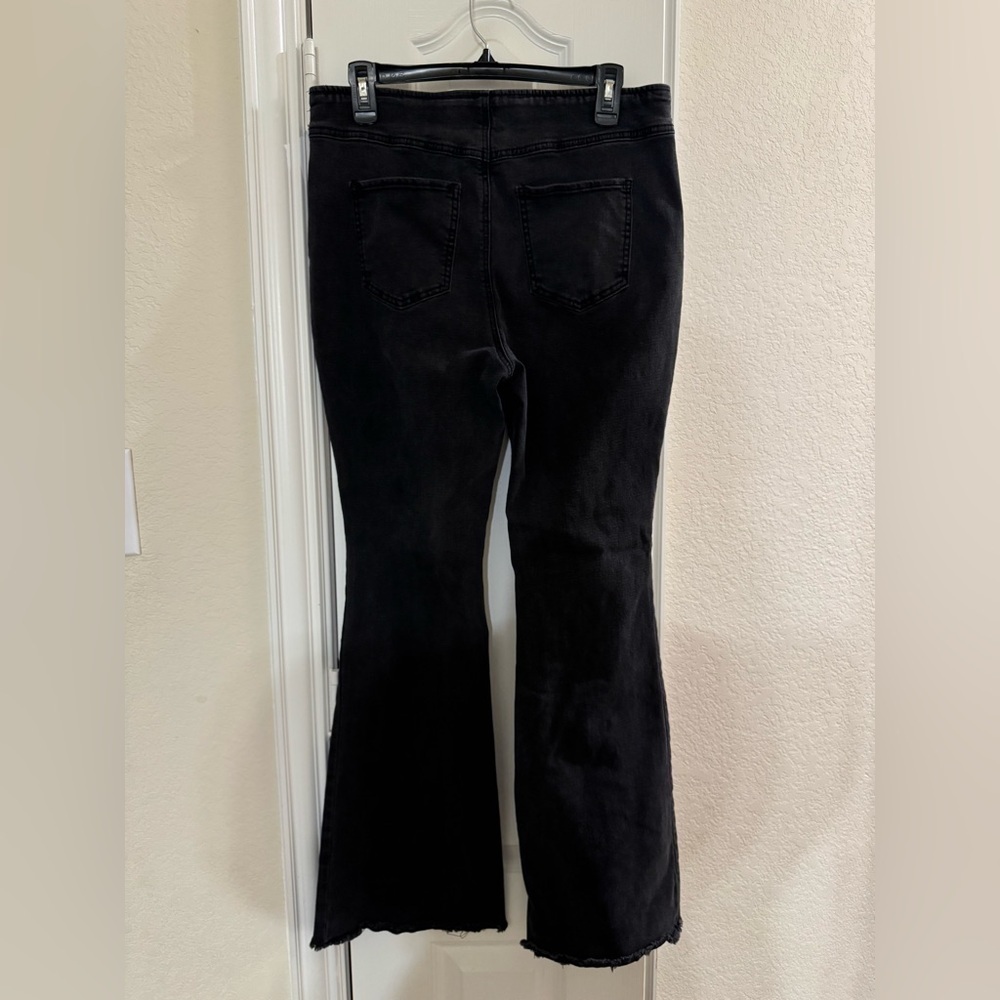 Knox Rose Black Denim Pants Jeans Flare  Leg Bohemian Large Stretchy 12 14 - Picture 3 of 5